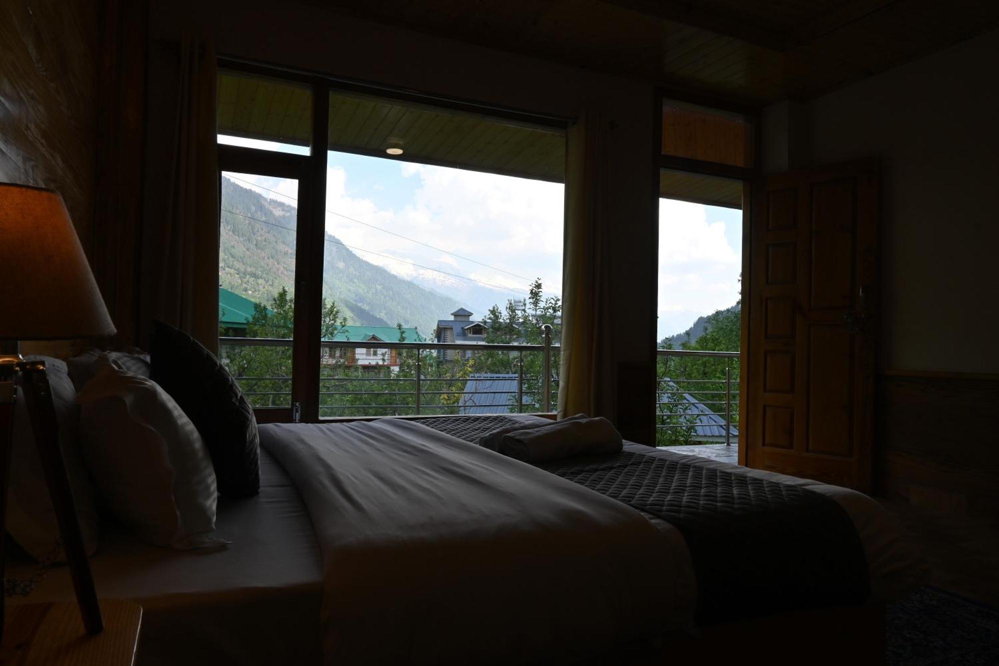 Cascade Mountain Retreat Manali Bed & Breakfast Exterior photo