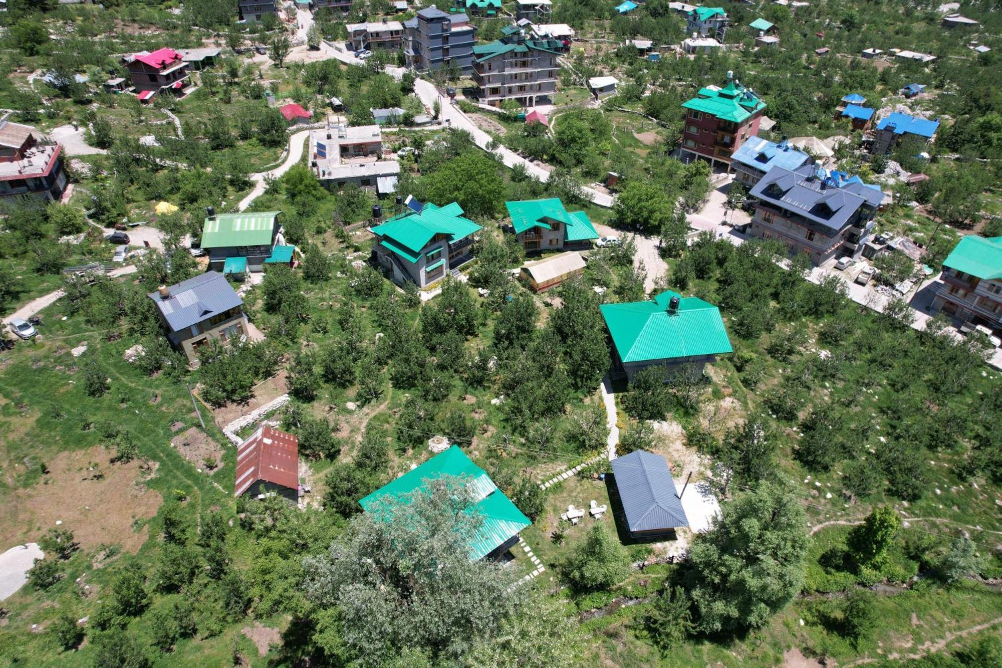 Cascade Mountain Retreat Manali Bed & Breakfast Exterior photo